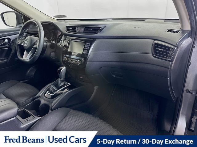 Used 2018 Nissan Rogue SV w/ Premium Package image 31