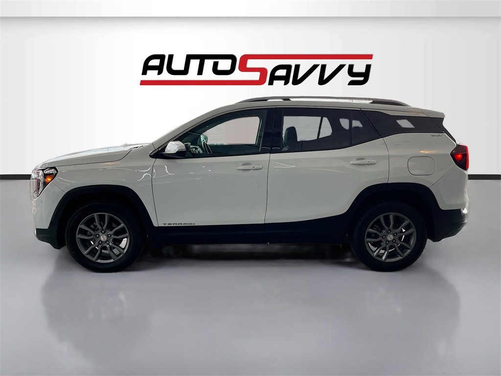 Used 2024 GMC Terrain SLT w/ LPO, Floor Liner Package image 4