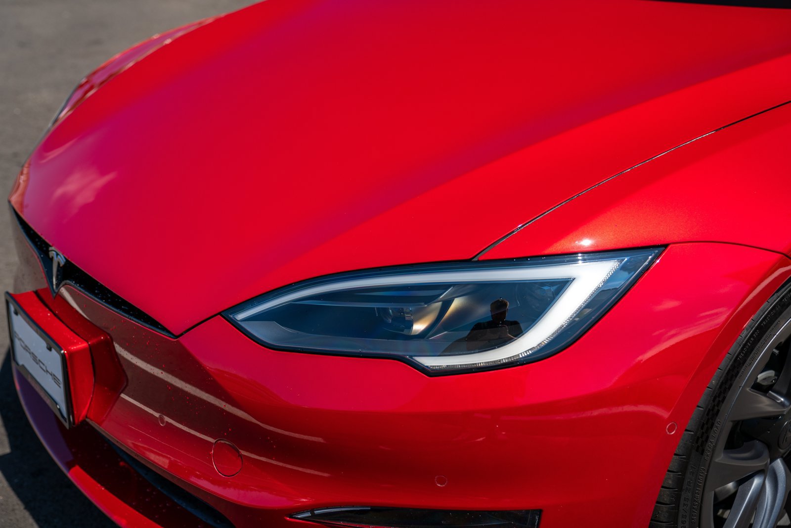 Used 2022 Tesla Model S AWD/4WD image 29