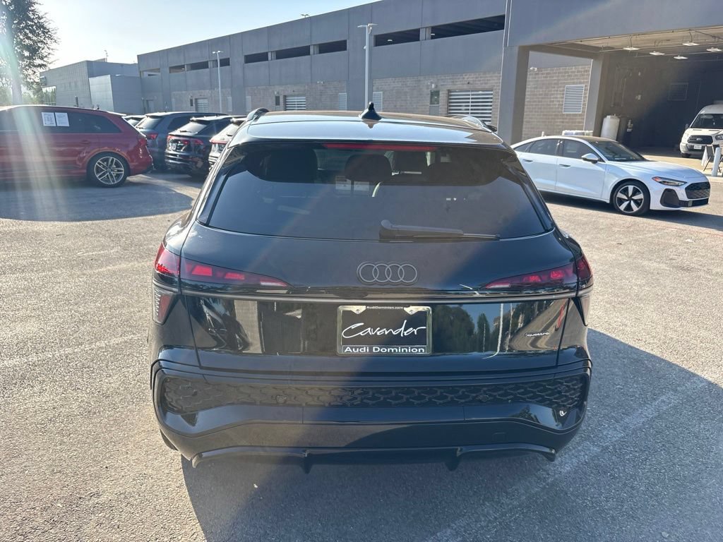 New 2026 Audi Q3 quattro 2.0T AWD/4WD image 7