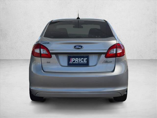 Used 2013 Ford Fiesta SE FWD image 6