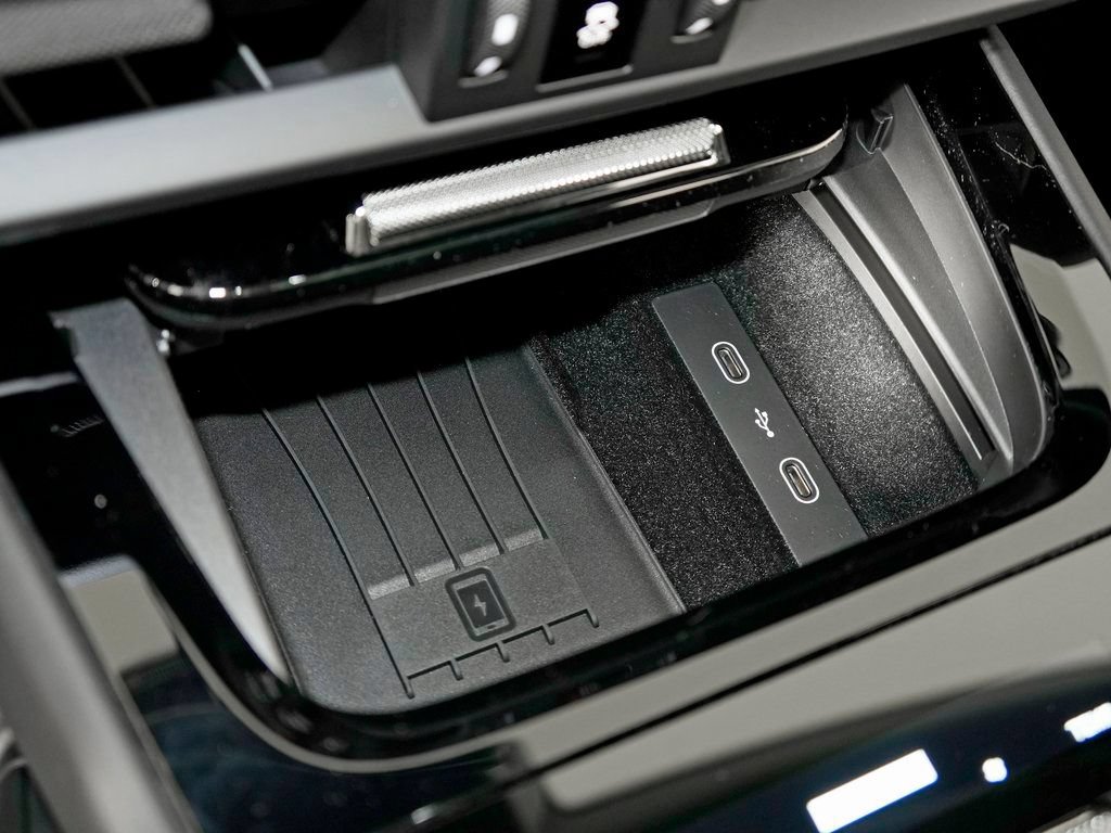 Certified 2026 Porsche Cayenne Coupe AWD/4WD image 31