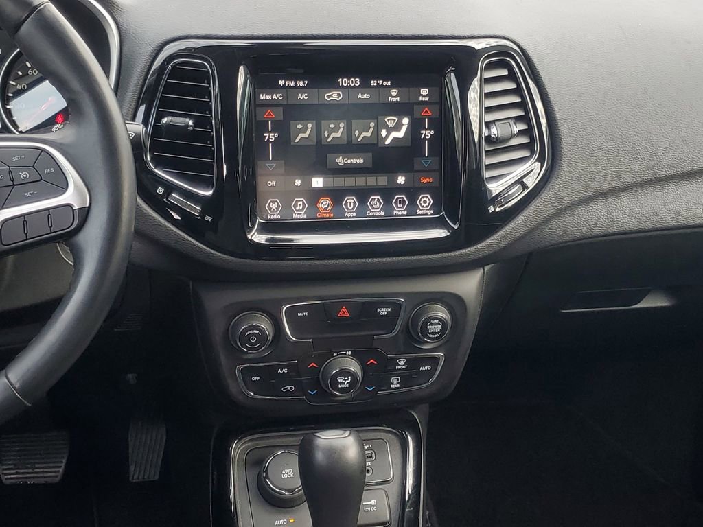 Used 2019 Jeep Compass Limited image 30