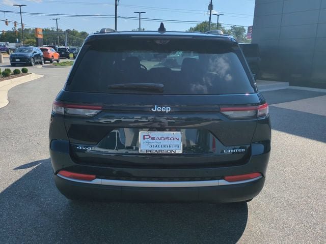 New 2026 Jeep Grand Cherokee Limited w/ Luxury Tech Group II AWD/4WD image 5