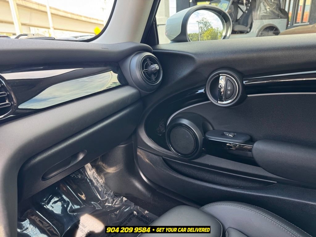 Used 2022 MINI Cooper SE w/ Driver Assistance Package FWD image 23