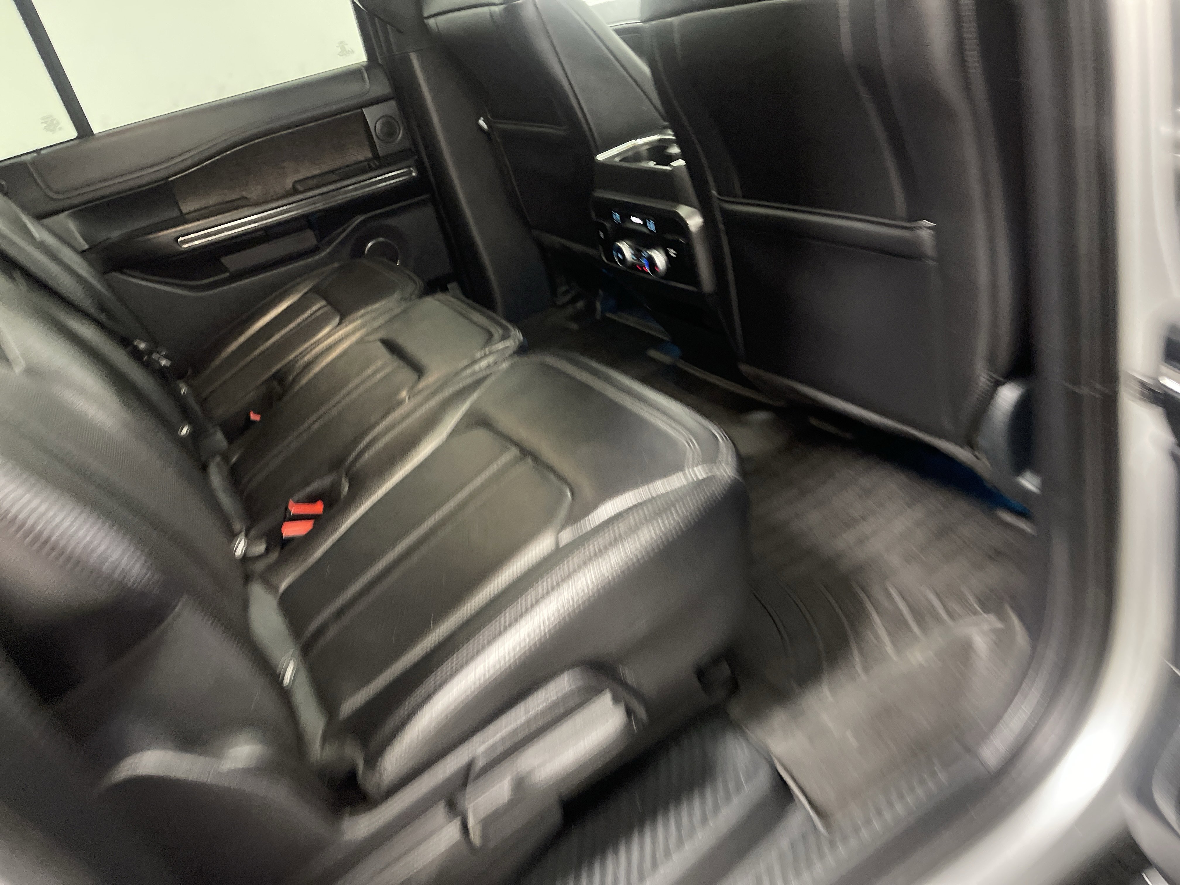 Used 2021 Ford Expedition Max Limited image 22