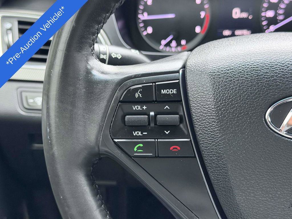 Used 2016 Hyundai Sonata Sport w/ Option Group 02 FWD image 9