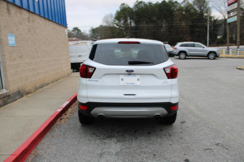 Used 2019 Ford Escape SE FWD image 5