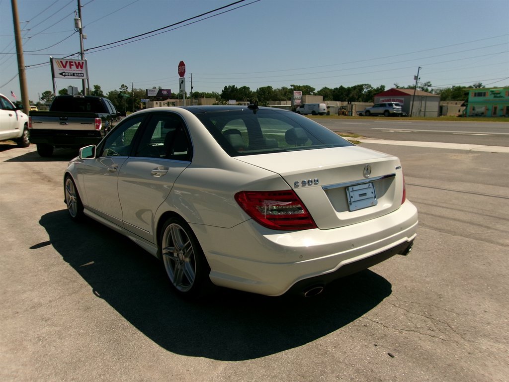 Used 2012 Mercedes-Benz C 300 4MATIC Sedan w/ Lighting Pkg image 10