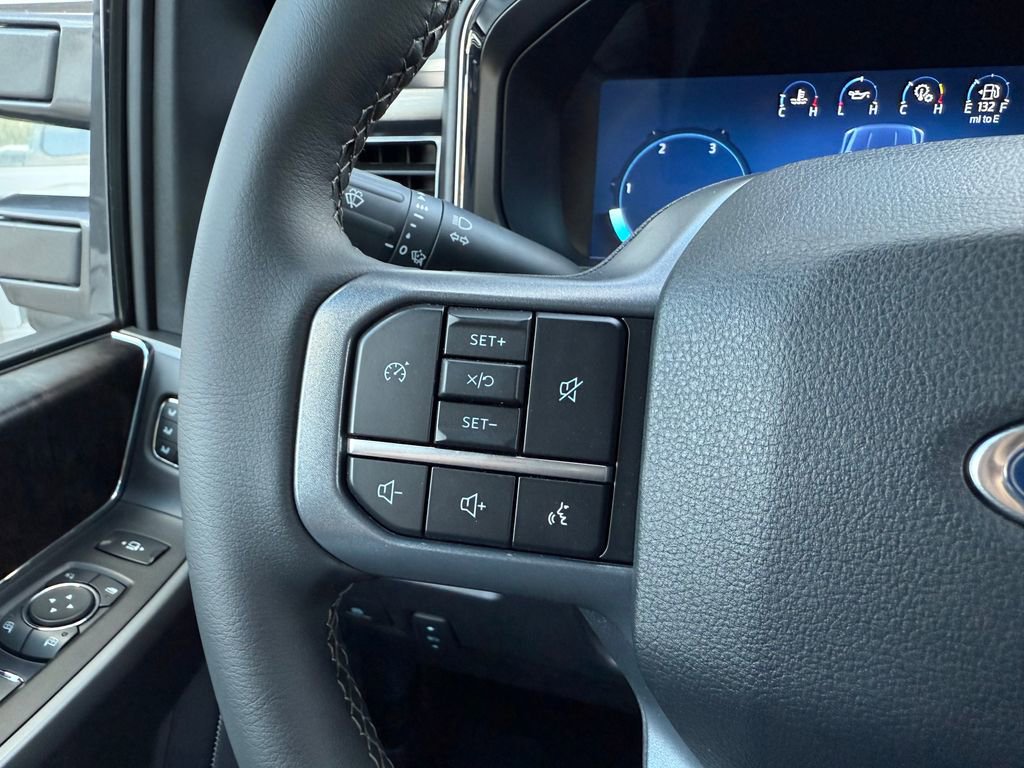Used 2026 Ford F350 Lariat AWD/4WD image 47