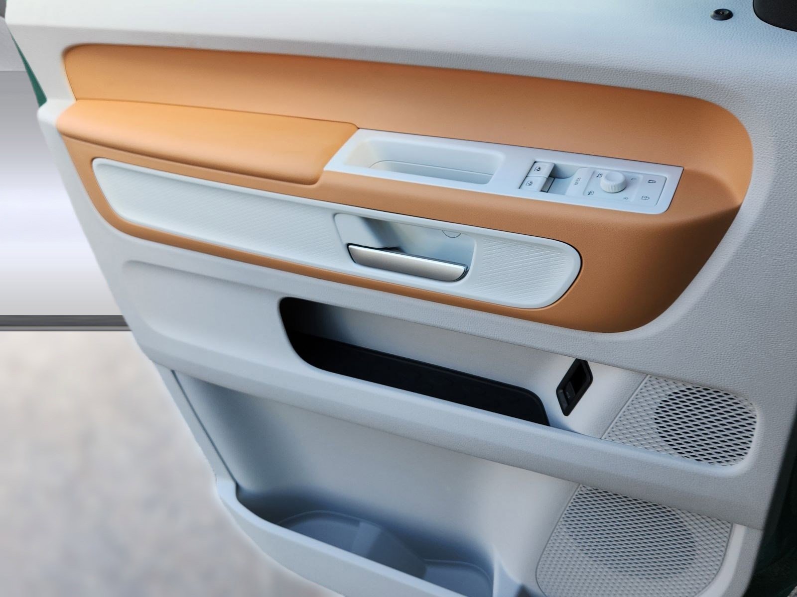 New 2025 Volkswagen ID. Buzz Pro S Plus image 6