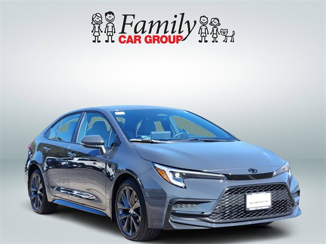 Used 2025 Toyota Corolla SE video 2