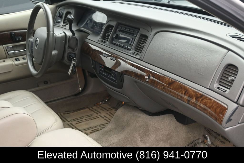 Used 2011 Mercury Grand Marquis LS RWD image 6