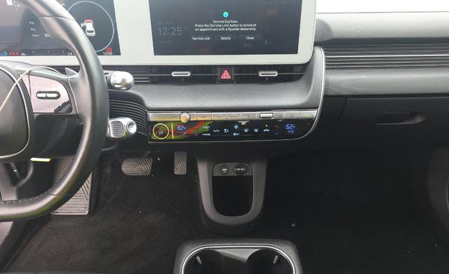 Used 2023 Hyundai Ioniq 5 Limited image 8