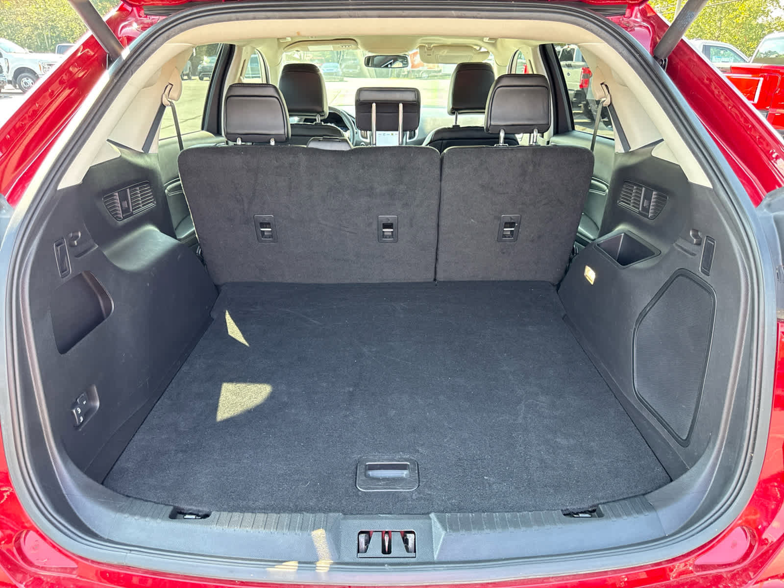 Certified 2024 Ford Edge Titanium image 28