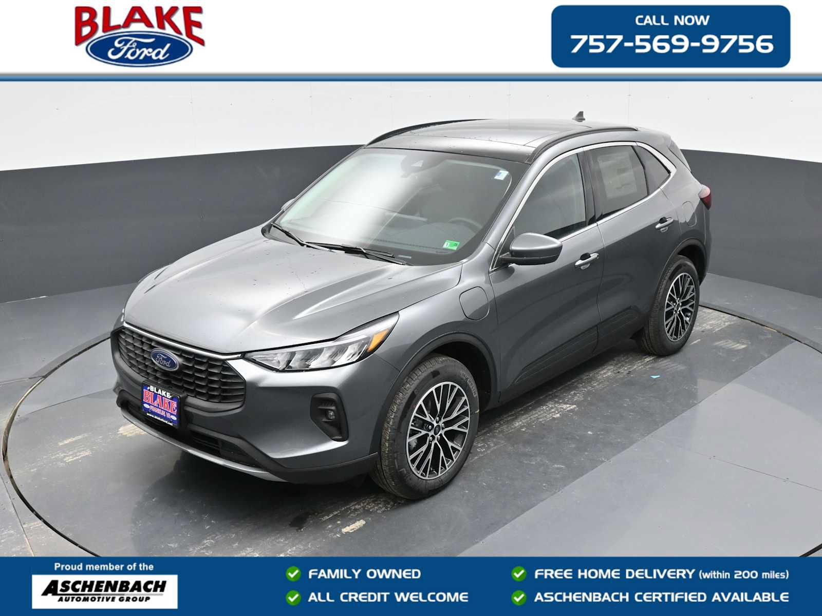 New 2025 Ford Escape SE