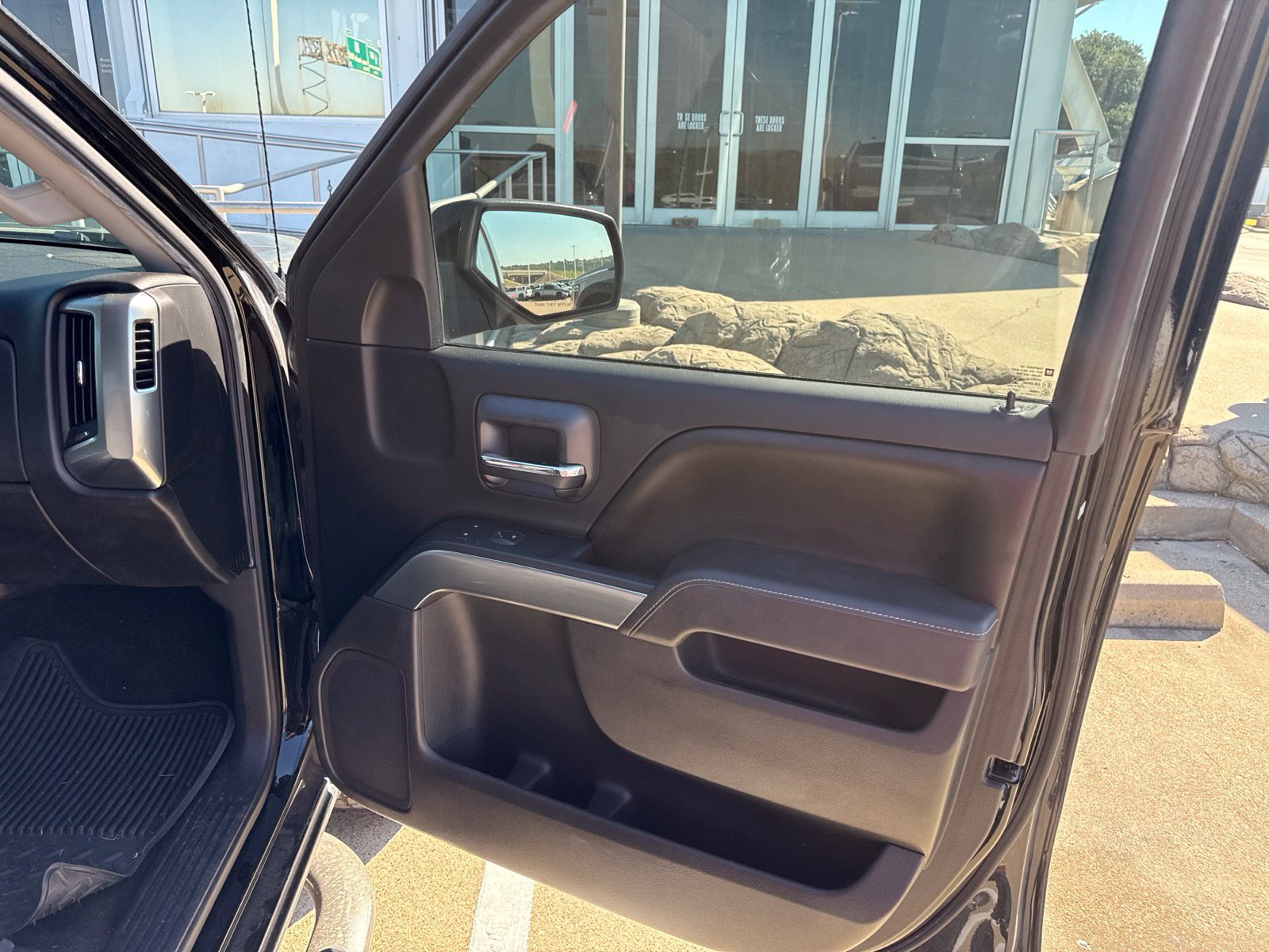 Used 2017 Chevrolet Silverado 1500 LT w/ Texas Edition RWD image 17