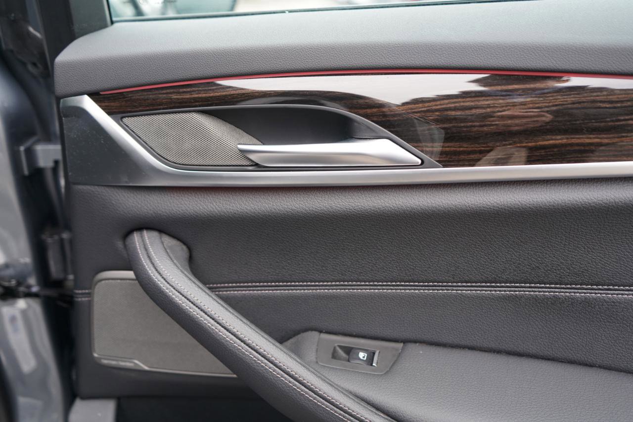 Used 2023 BMW 540i xDrive w/ M Sport Package image 59