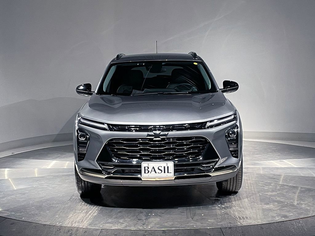 Used 2025 Chevrolet Trax ACTIV image 9