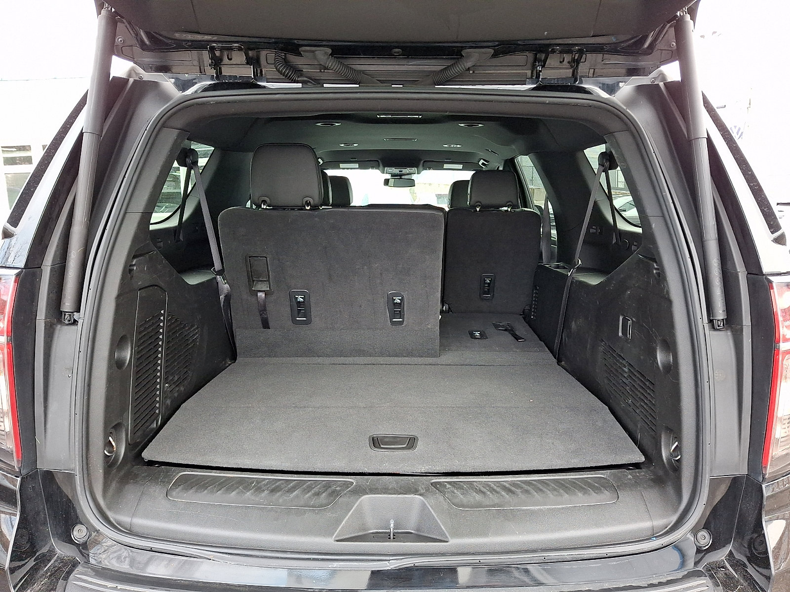 Certified 2024 Chevrolet Suburban LT image 30