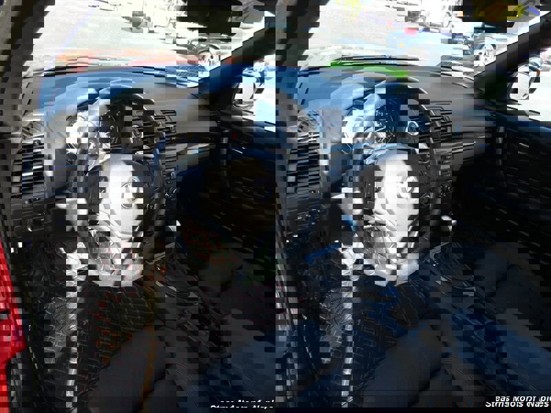 Used 2010 BMW 128i Convertible image 41