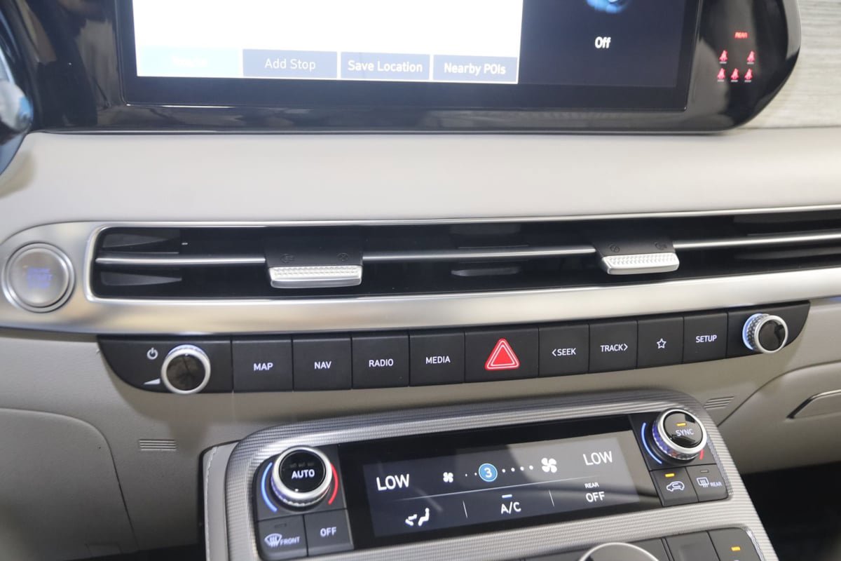 Used 2024 Hyundai Palisade Calligraphy FWD image 37