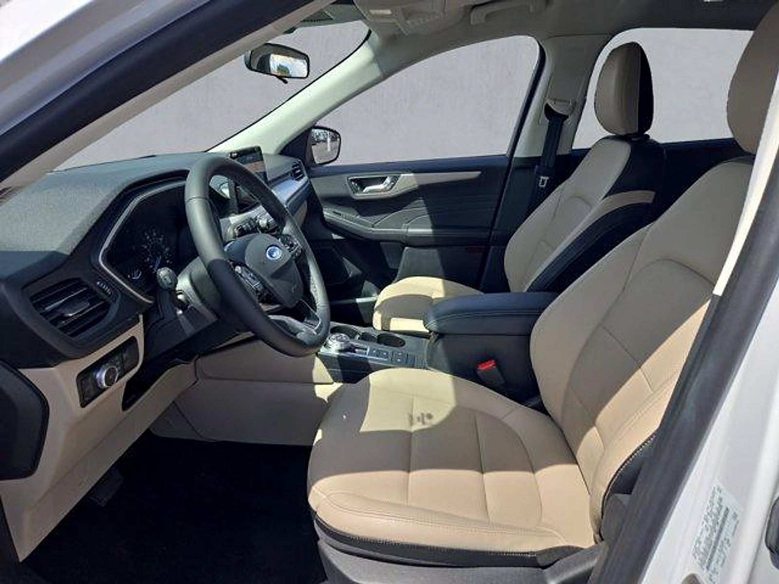 Certified 2022 Ford Escape SEL AWD/4WD image 11