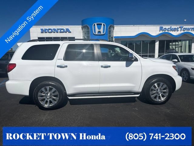 Used 2017 Toyota Sequoia Limited w/ Safety & Convenience Package AWD/4WD image 4