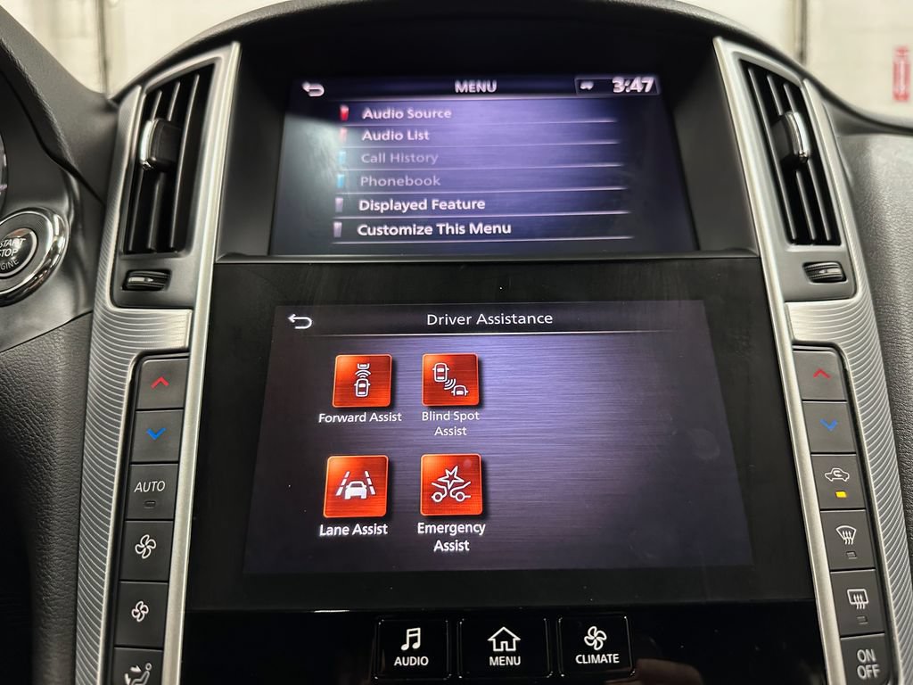 Used 2022 INFINITI Q50 Luxe w/ Cargo Package AWD/4WD image 30