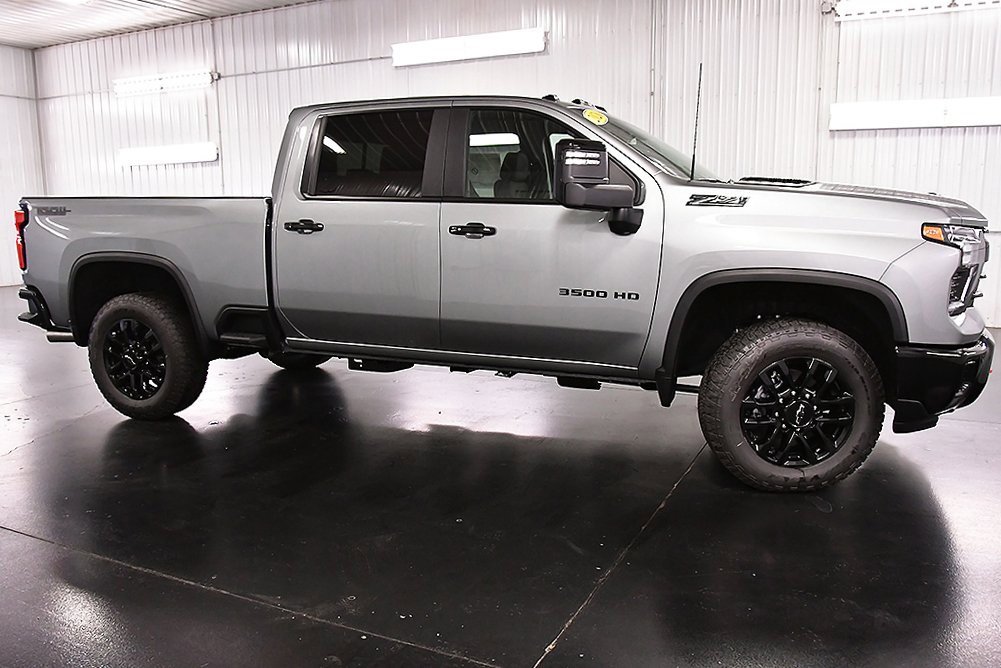 New 2026 Chevrolet Silverado 3500 LT w/ Trail Boss Package image 8