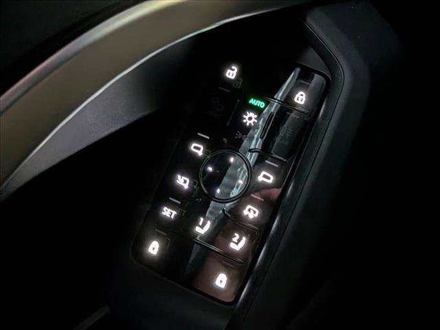 Certified 2025 Audi Q5 Premium w/ Convenience Package image 9