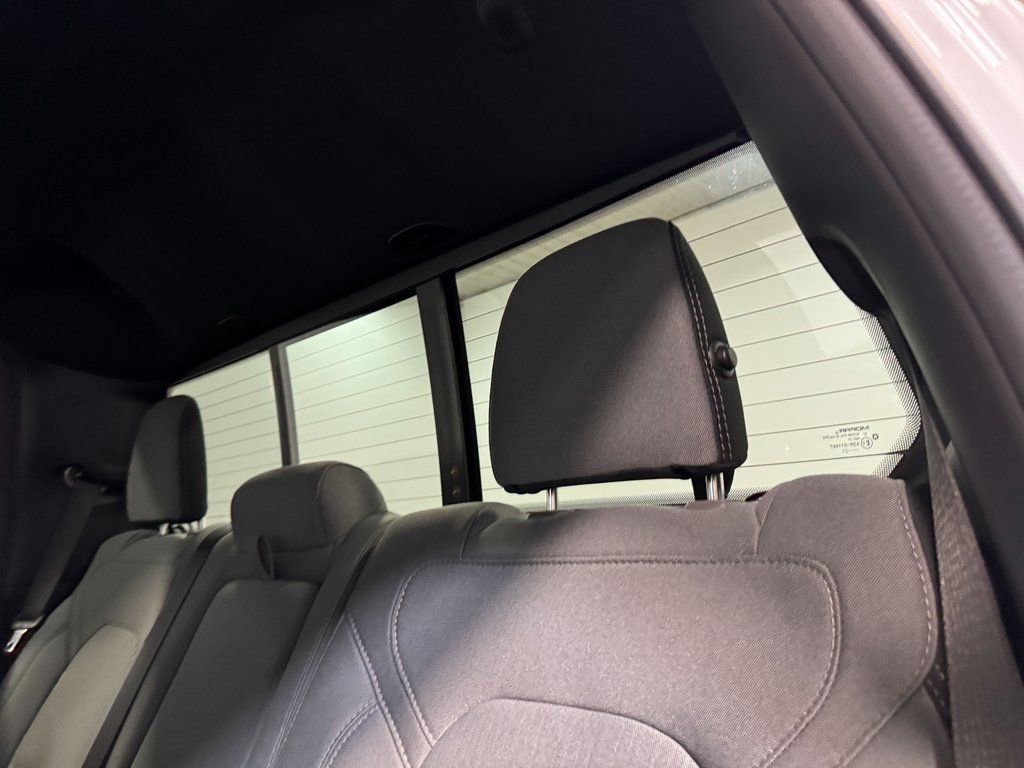 Used 2021 RAM 1500 Big Horn image 9