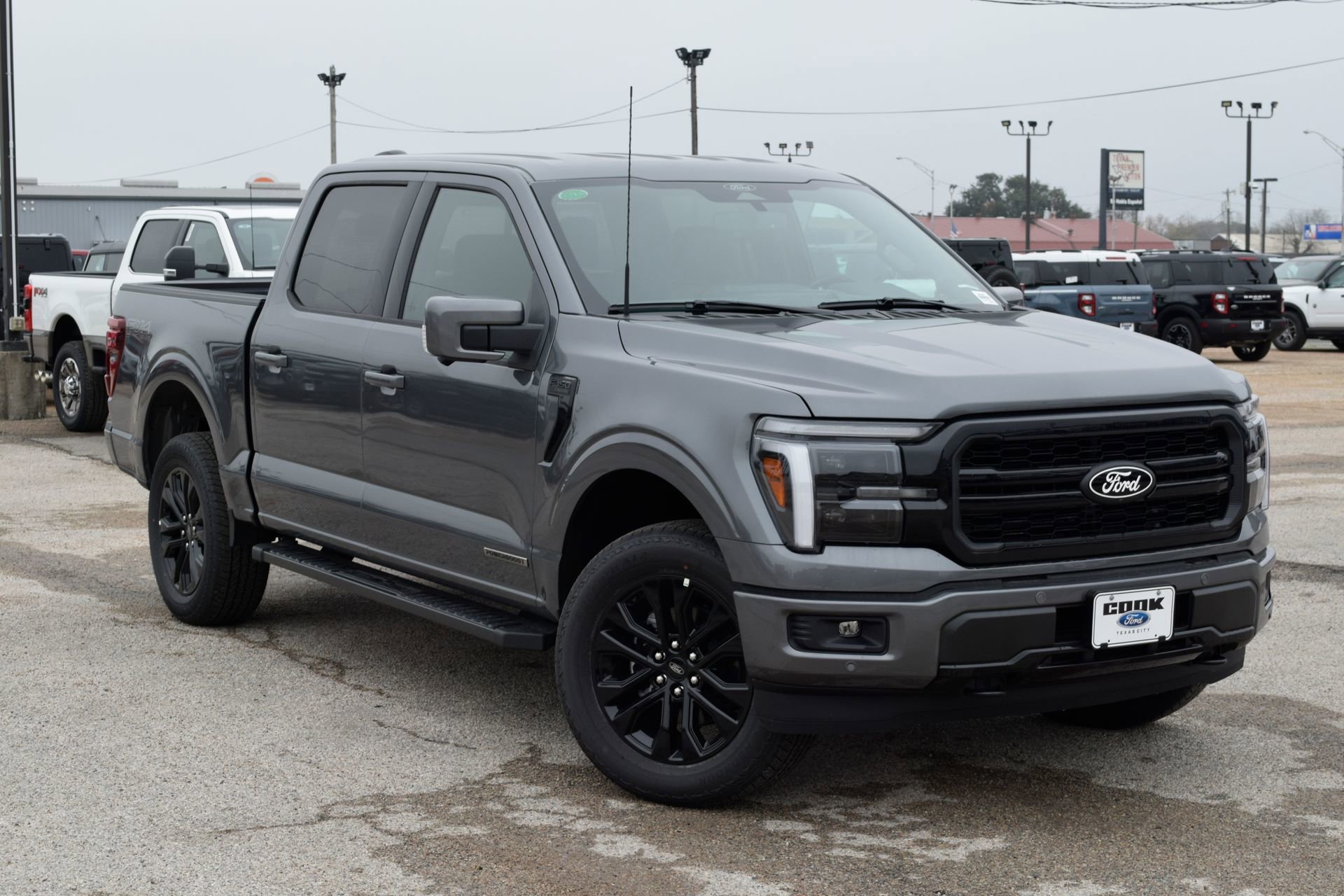 New 2025 Ford F150 Lariat w/ Equipment Group 501A Mid image 3
