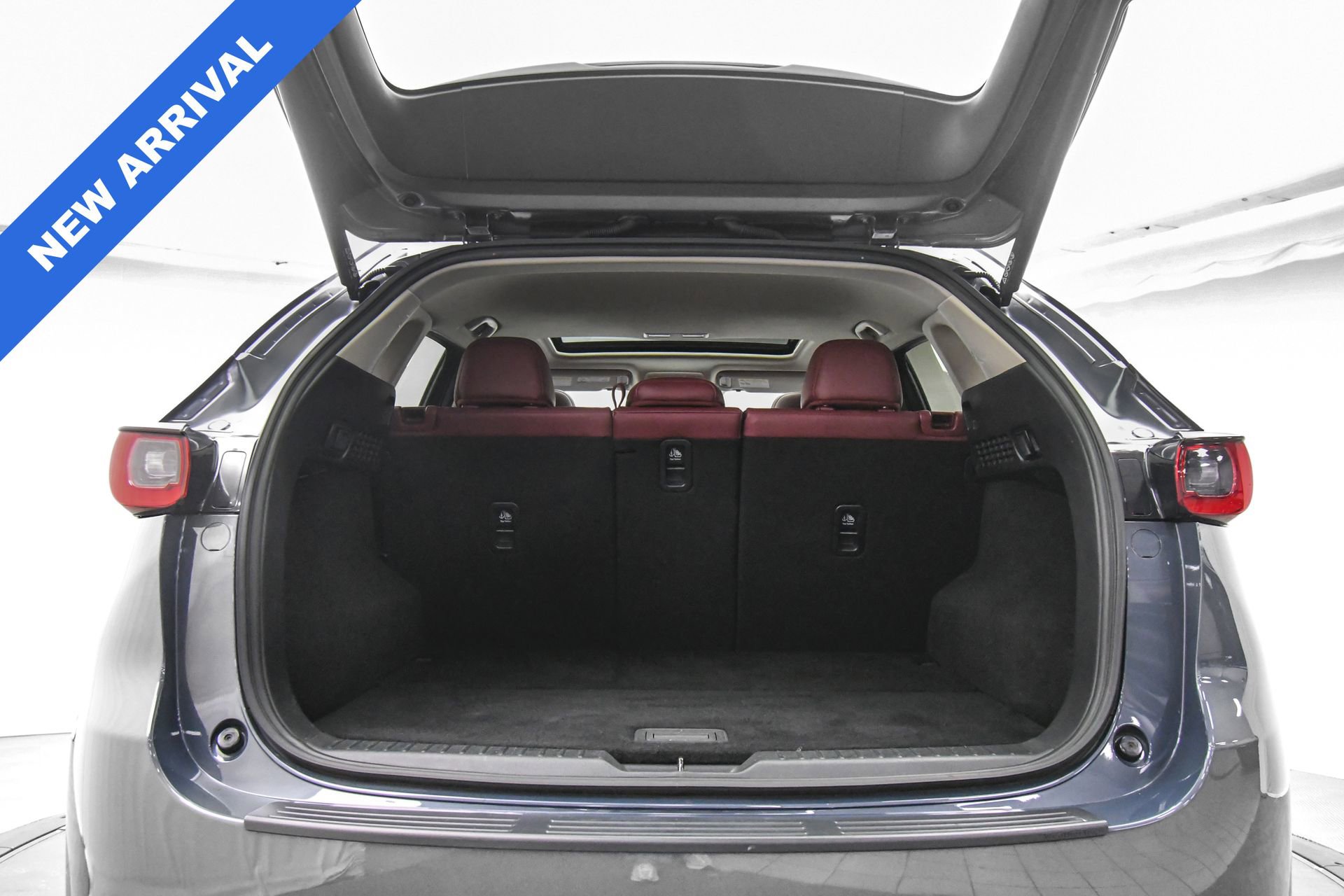 Used 2023 MAZDA CX-5 Carbon Edition image 7