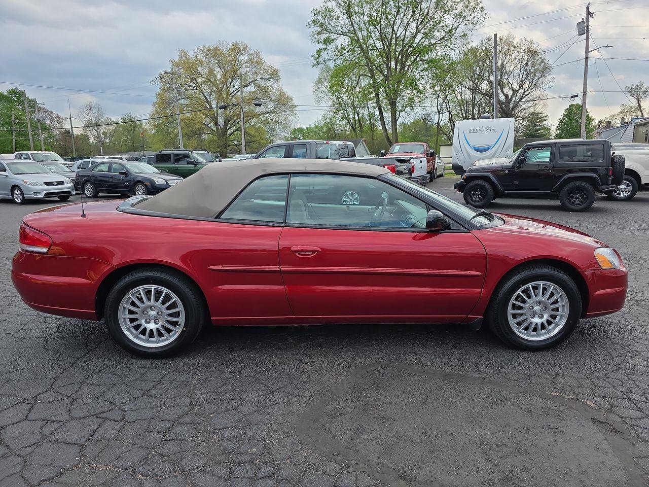 Used 2006 Chrysler Sebring Touring image 21