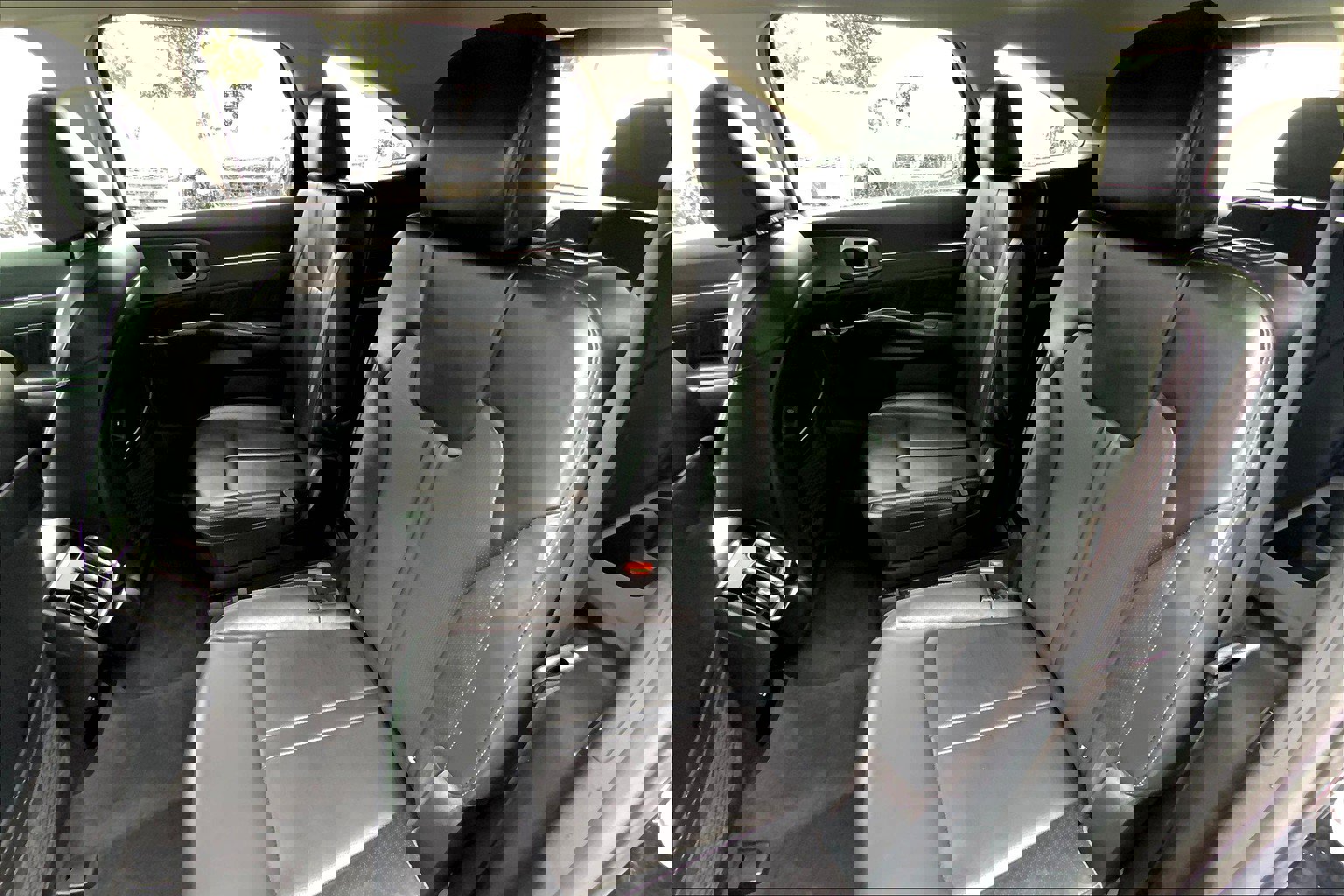 Used 2024 Kia Sorento SX image 28