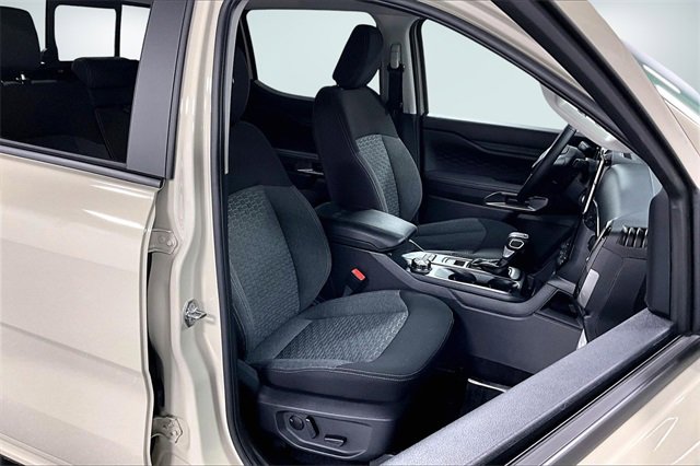 New 2025 Ford Ranger XLT w/ Equipment Group 301A High image 11