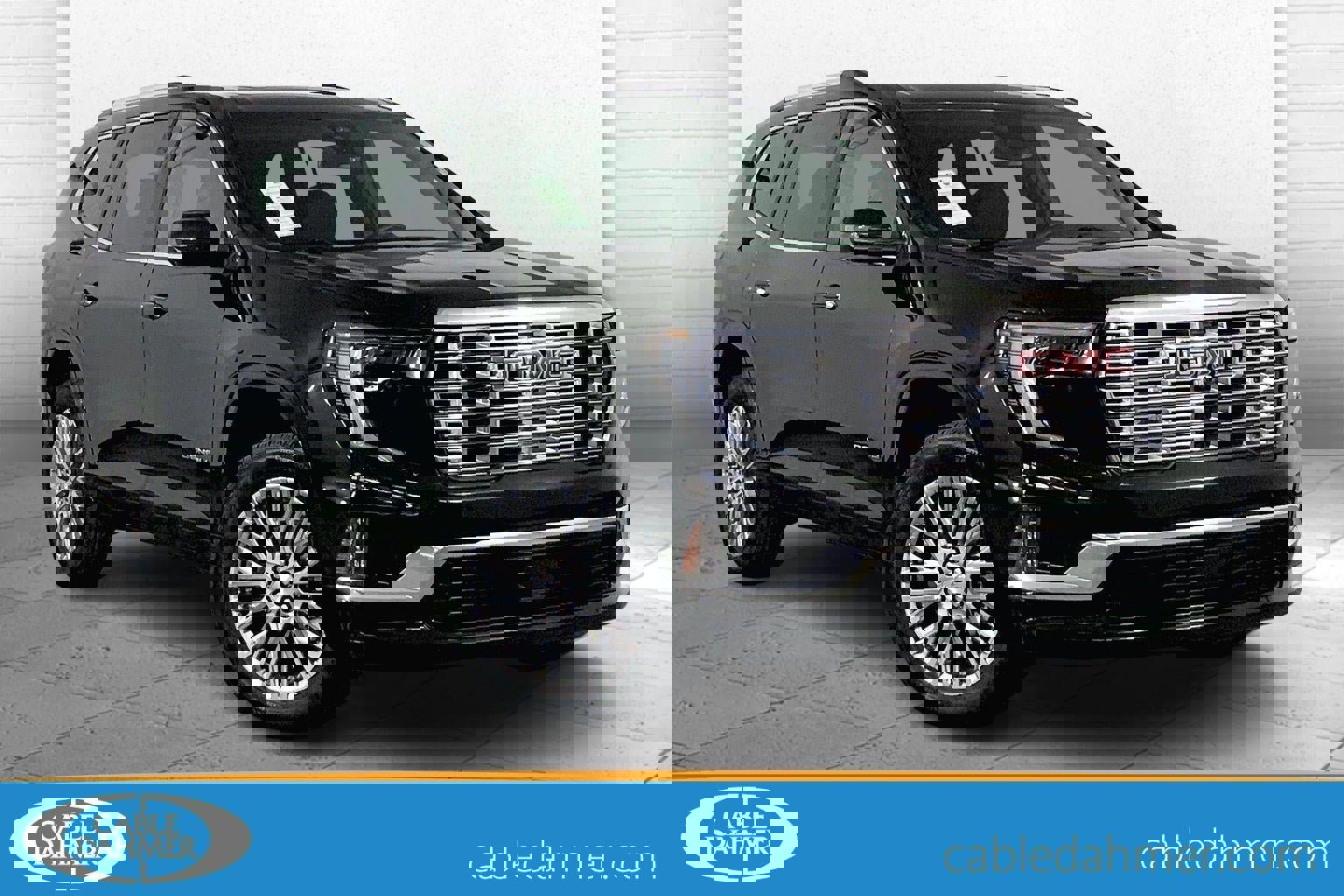 Used 2025 GMC Acadia Denali w/ LPO, Floor Liner Package