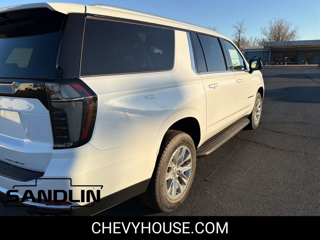 New 2026 Chevrolet Suburban Premier image 7