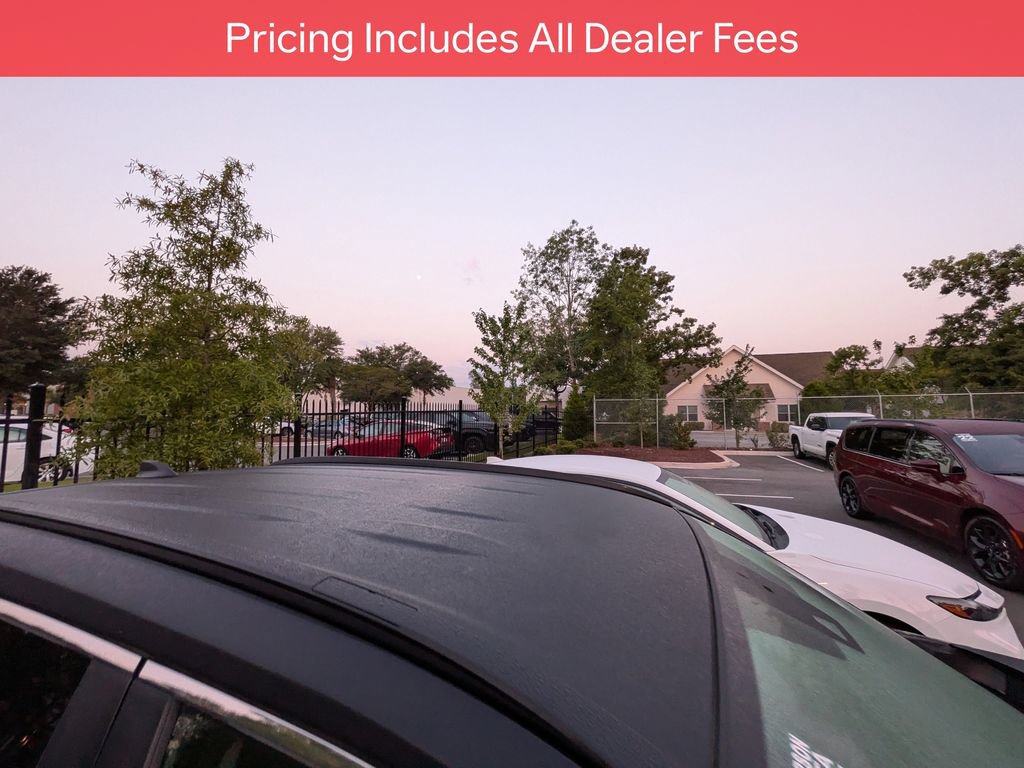 Used 2024 Toyota RAV4 XLE AWD/4WD image 11