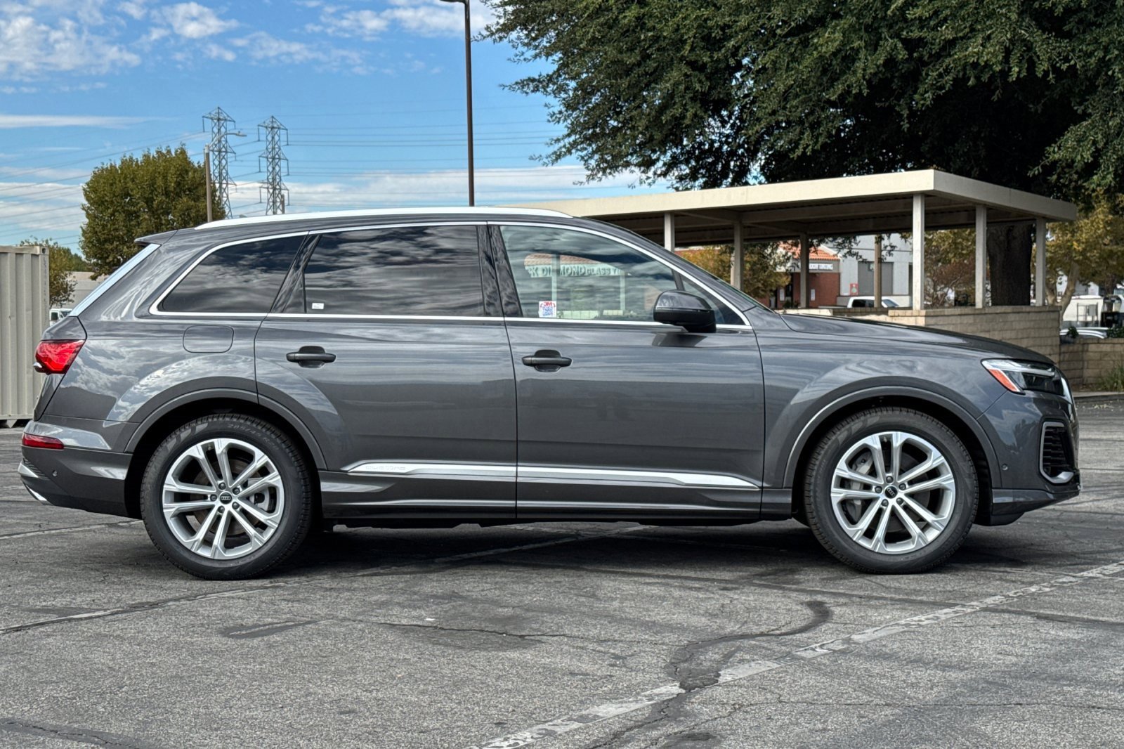 New 2026 Audi Q7 3.0T Premium Plus image 3