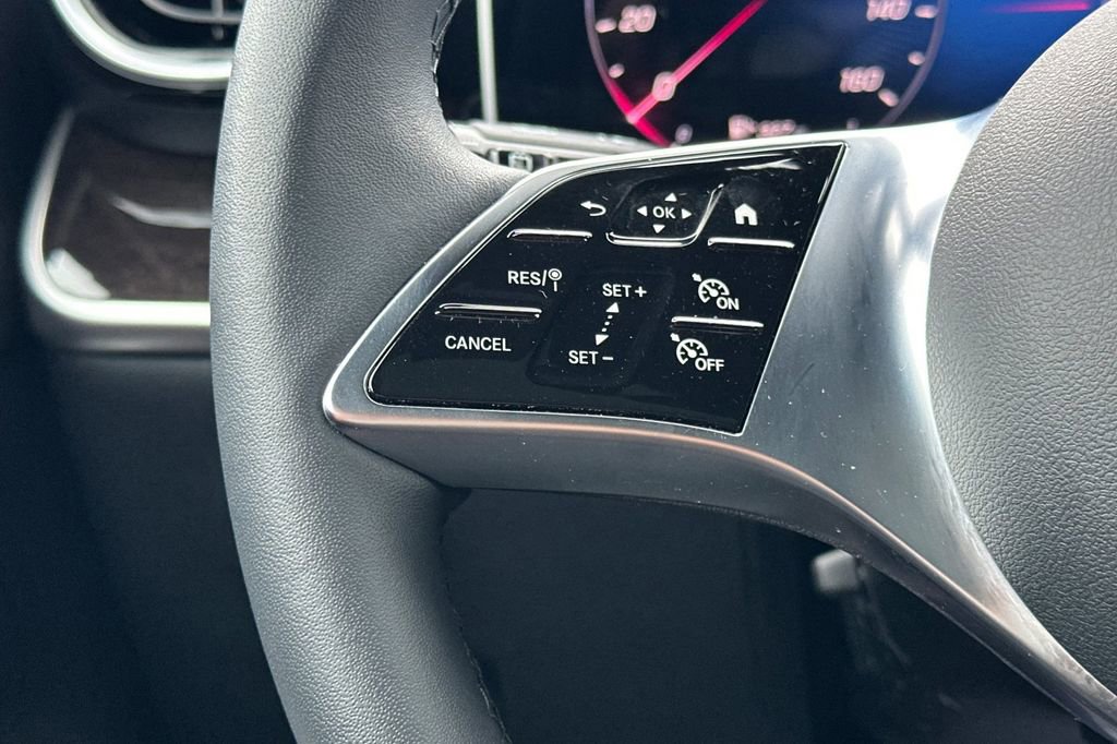 Certified 2026 Mercedes-Benz GLC 300 4MATIC image 29