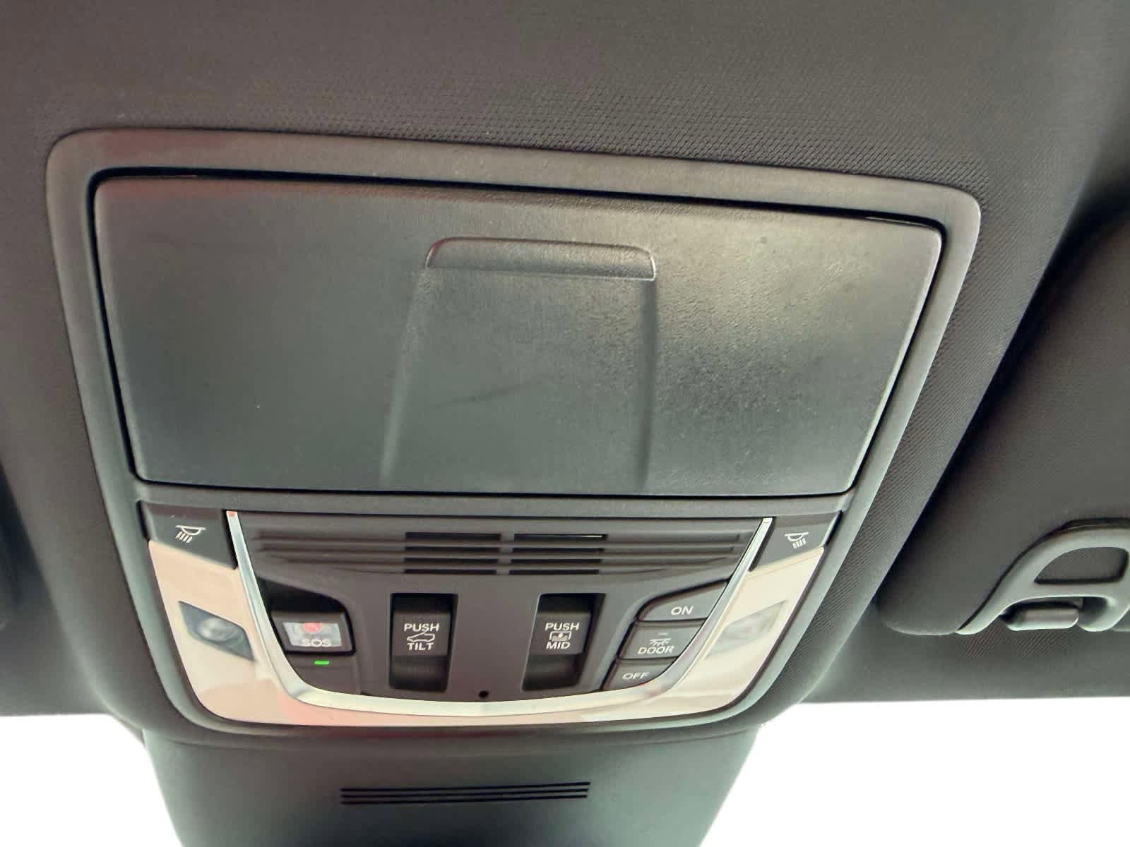 Used 2025 Acura MDX A-Spec AWD/4WD image 34