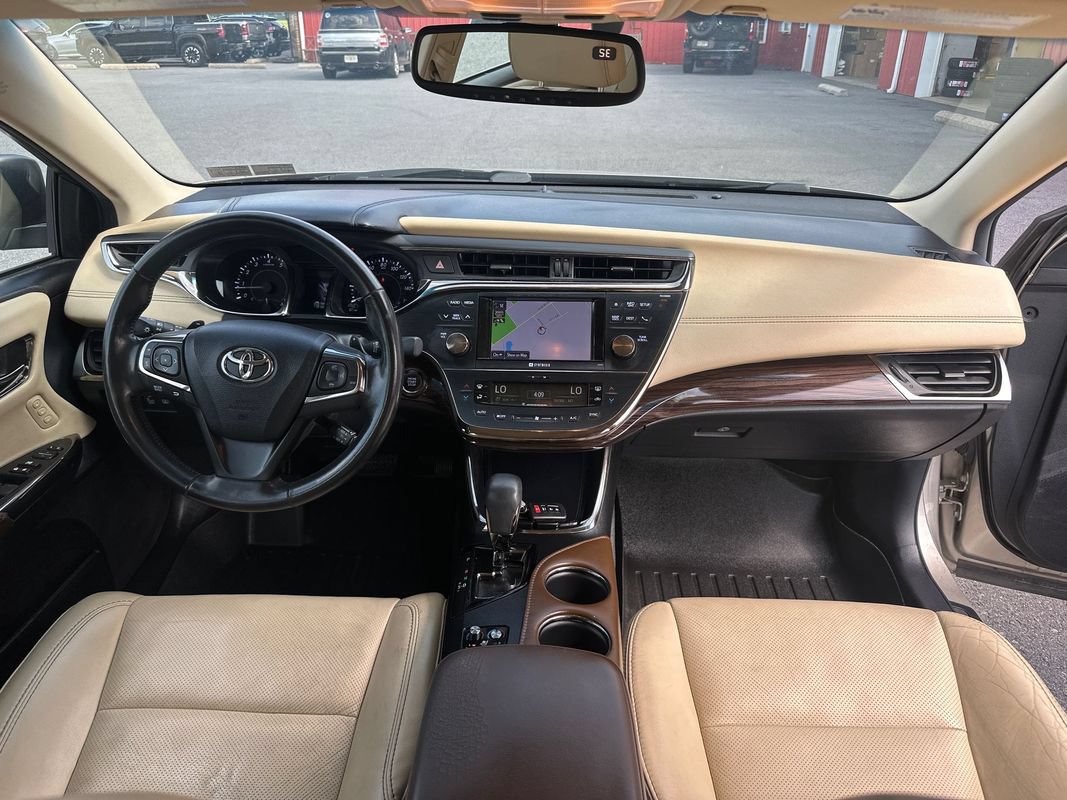 Used 2013 Toyota Avalon Limited FWD image 13