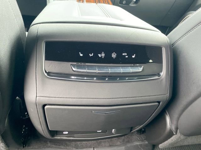 Certified 2023 Cadillac Escalade ESV Luxury AWD/4WD image 22