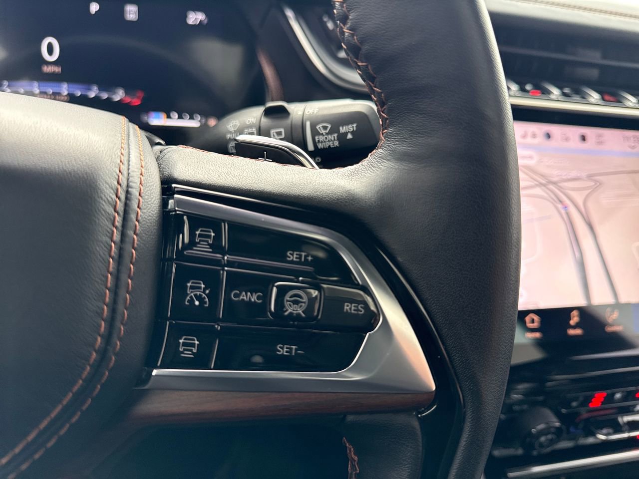 Used 2023 Jeep Grand Cherokee L Summit w/ Advanced Protech Group IV image 27