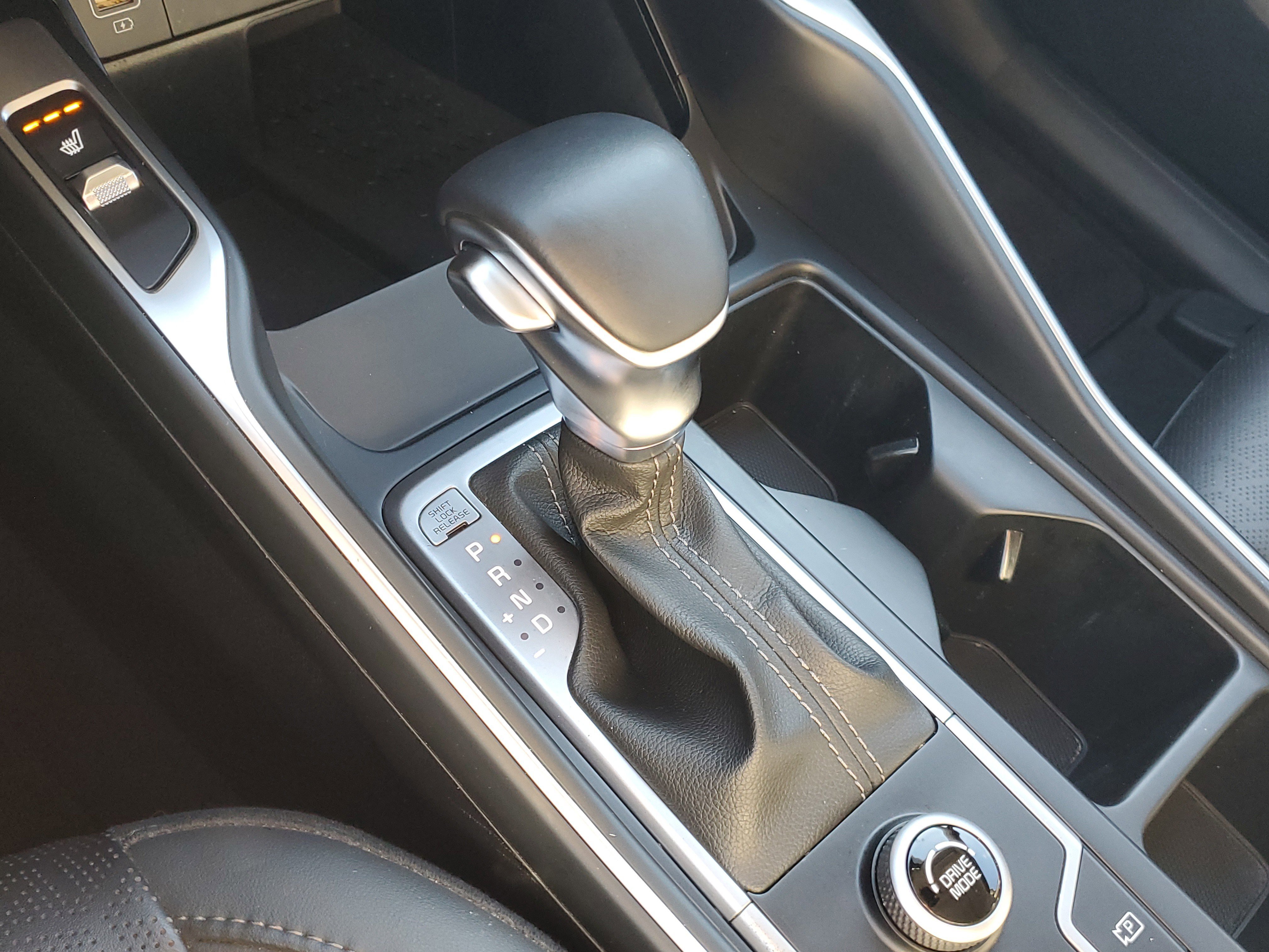 Certified 2023 Kia Sorento S w/ Panoramic Sunroof Package image 37