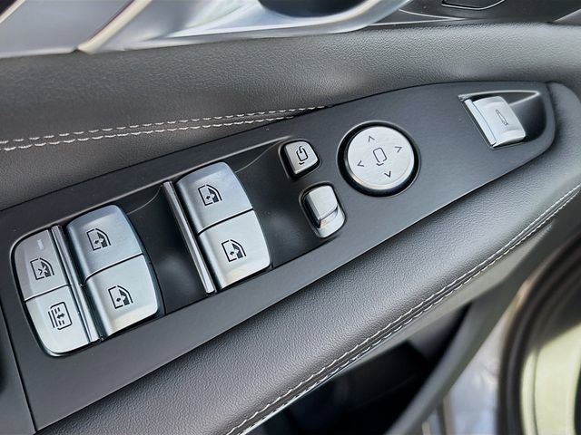 Used 2024 BMW X7 xDrive40i w/ Executive Package image 24