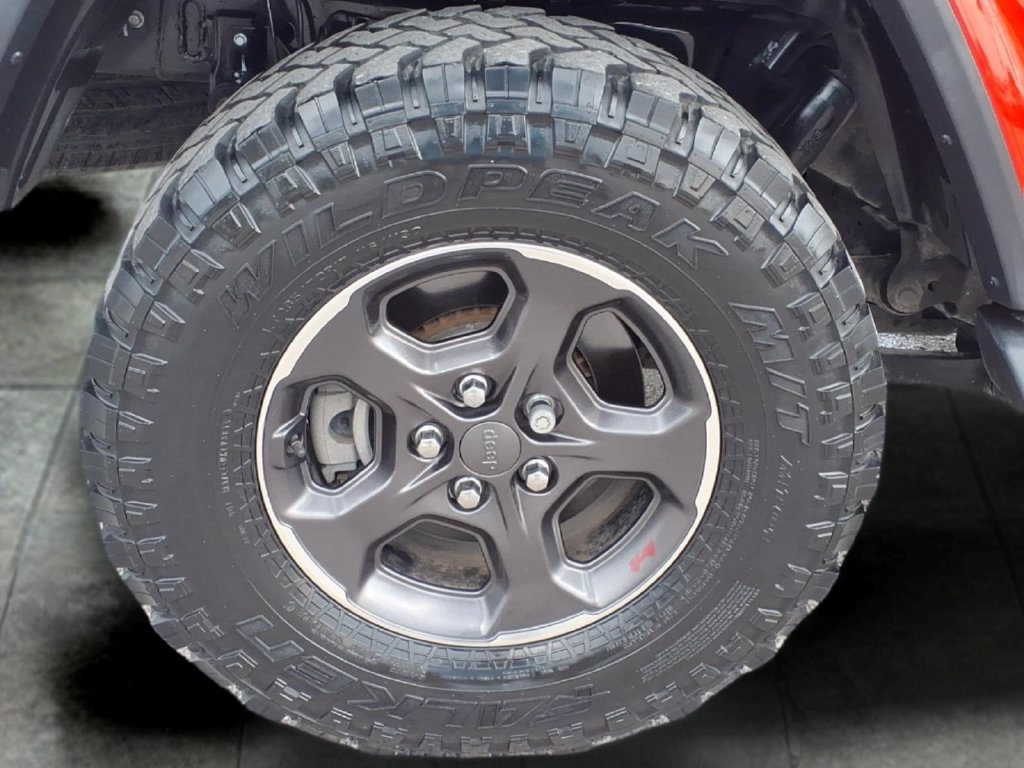 Used 2020 Jeep Gladiator Overland AWD/4WD image 9