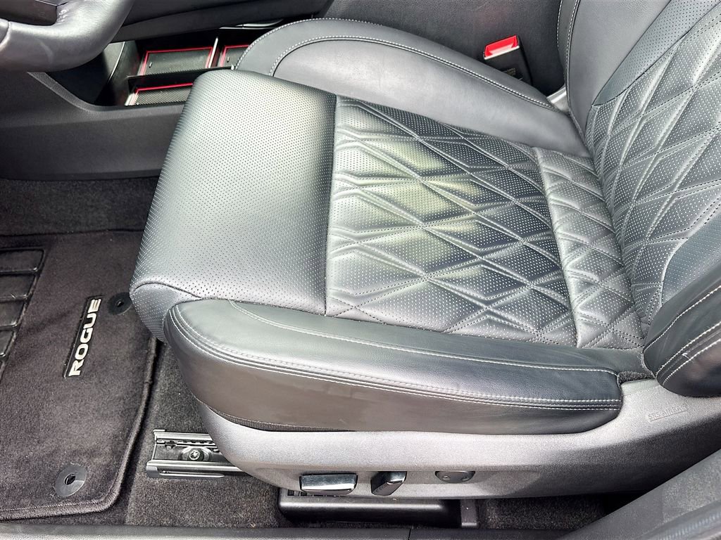 Used 2023 Nissan Rogue Platinum image 20